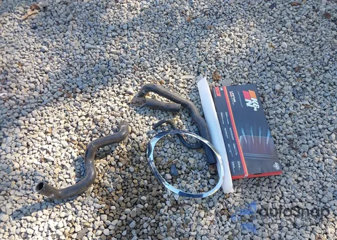 2009 Mini Cooper S z USA, uszkodzony, nr VIN WMWMF73539TX40375